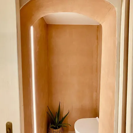 Apartment The Lagoon - Coastal Living - Beachfront Luxury - Adults Only