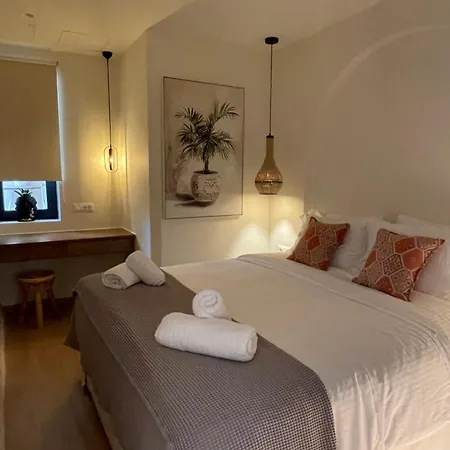 The Lagoon - Coastal Living - Beachfront Luxury - Adults Only *